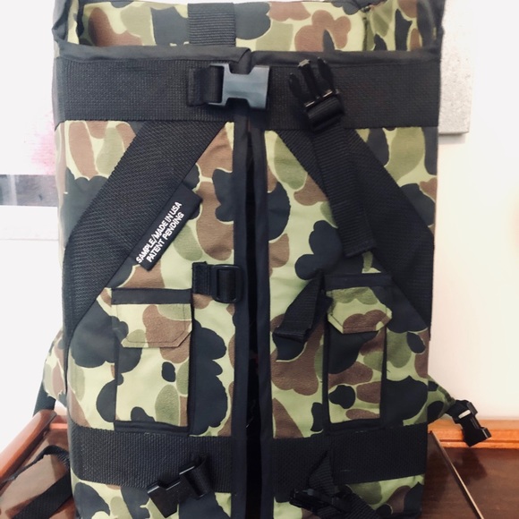 Locker Pak Camouflage Survival / Craft Bag - Picture 3 of 6